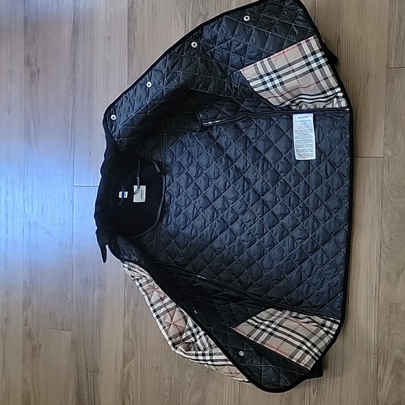 Burberry Quilted Jacket - Picture 6 of 7